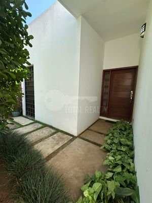 Hermosa Casa en venta en Santo Domingo, Managua