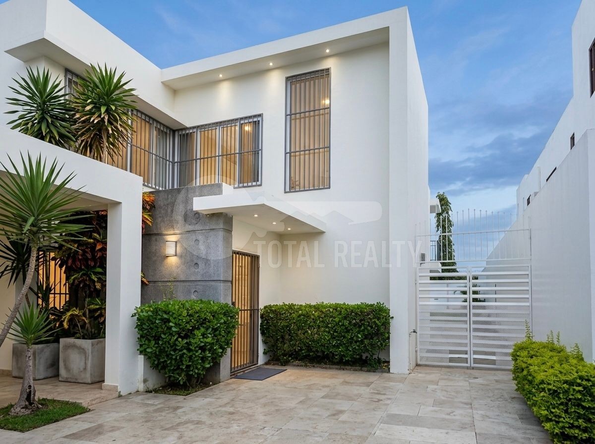 Casa en alquiler en Villa Fontana Sur