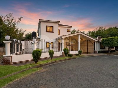 Casa en alquiler en Villa Fontana