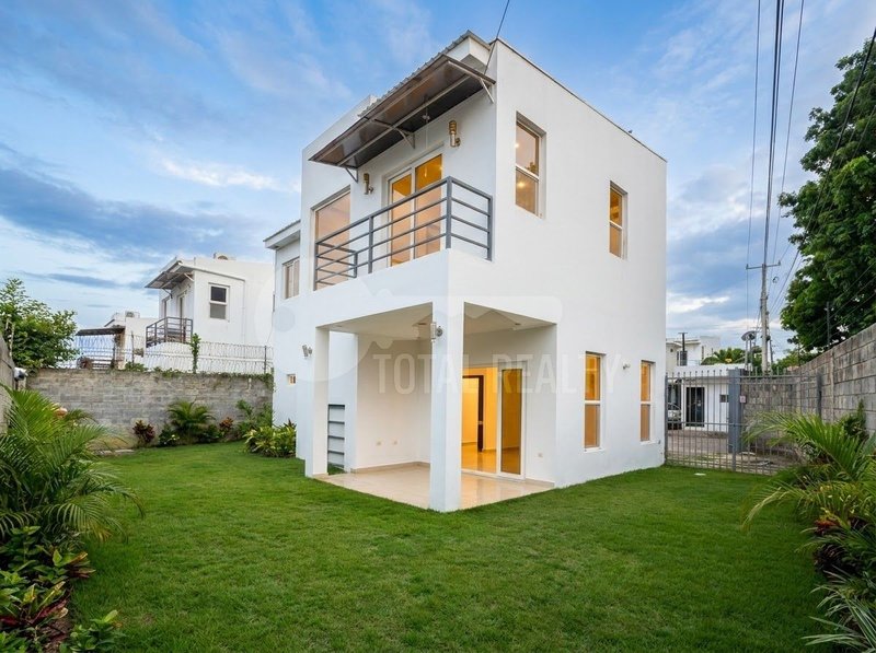 Casa en alquiler en Santo Domingo