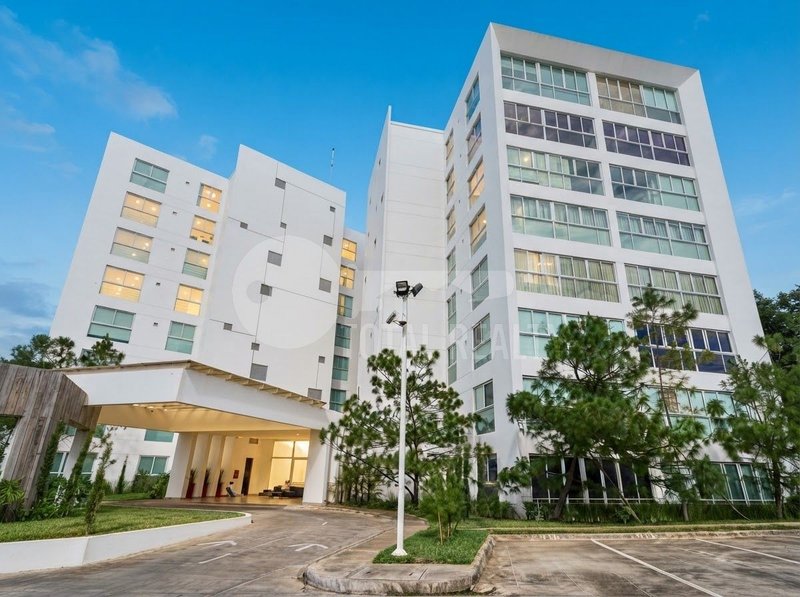 Apartamento en venta en Pinares, Santo Domingo
