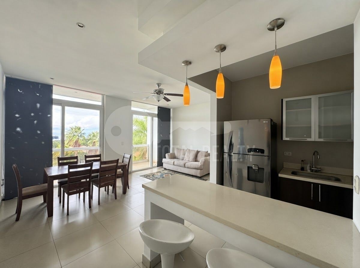 Apartamento en alquiler en Vista Lagos