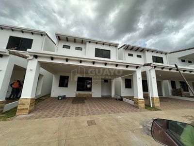 Atractiva Casa en alquiler en Carretera Masaya, Managua