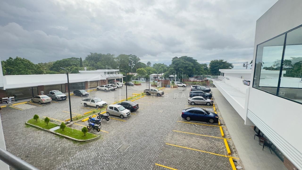 Módulo Comercial en alquiler en Las Colinas