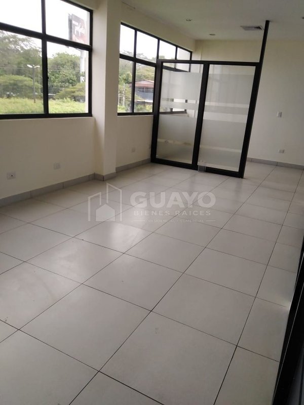 Módulo Comercial en alquiler en Managua