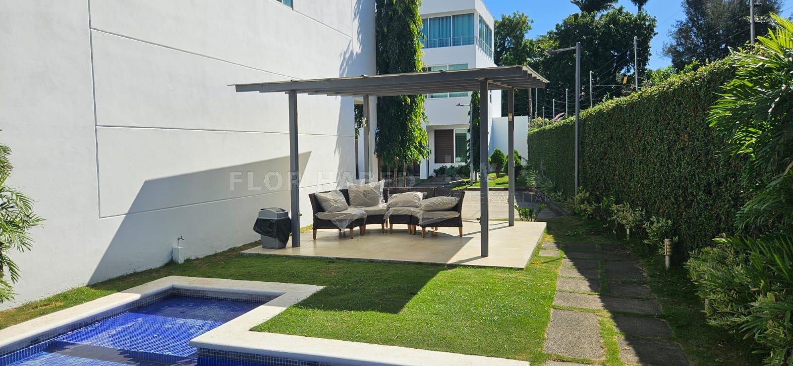 Excelente Casa en venta en Santo Domingo, Managua