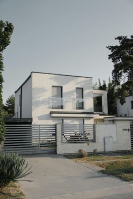Atractiva Casa en alquiler en Las Cumbres, Managua
