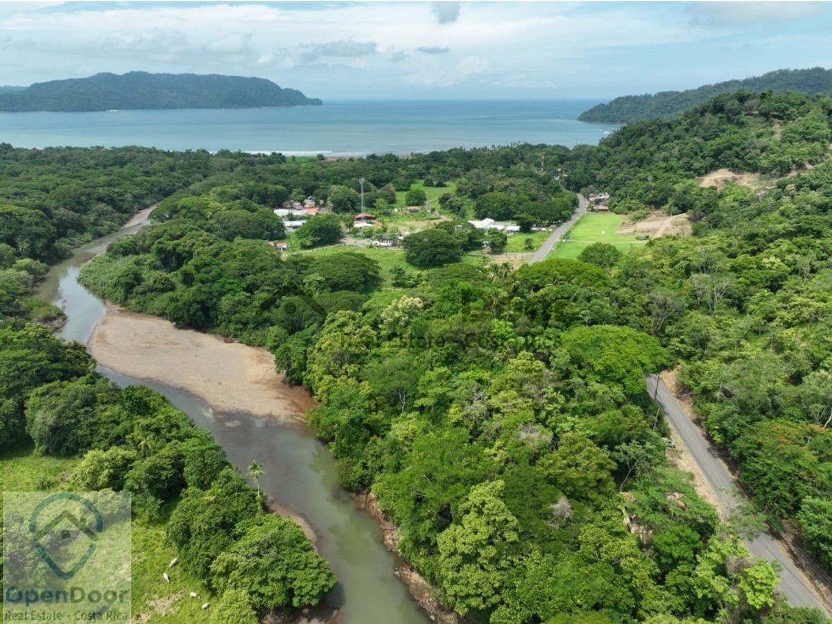 Propiedad de Playa en venta en Paquera