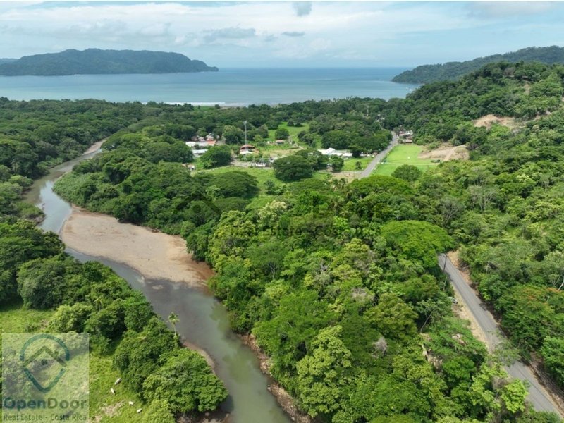 Propiedad de Playa en venta en Paquera