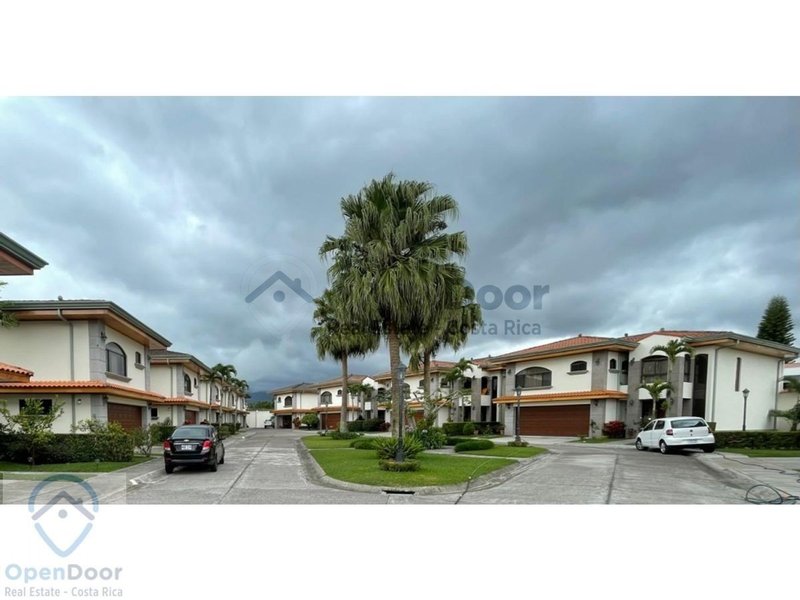Casa en venta en Curridabat