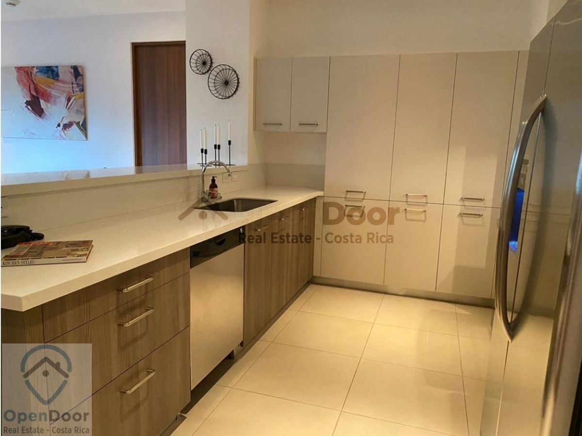 Apartamento en alquiler en Guachipelin, Escazu