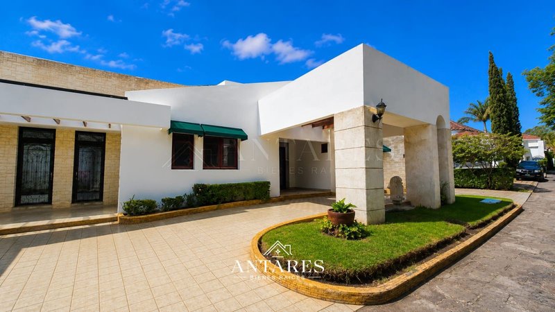 Casa en alquiler en Santo Domingo