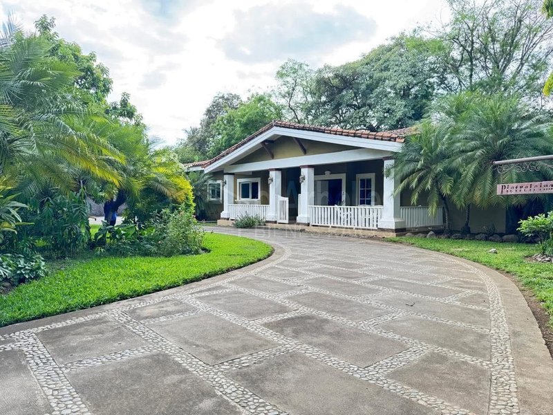 Casa en venta en Chinandega
