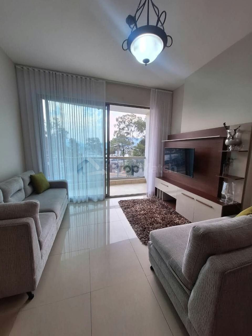 Apartamento en alquiler en Lomas del Guijarro