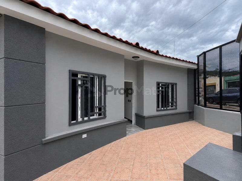 Casa en alquiler en Colonia Palmira