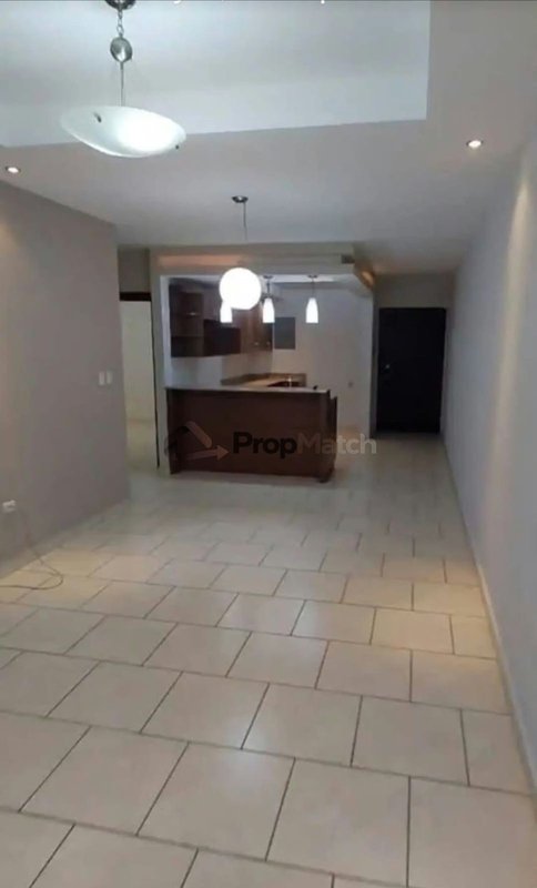 Apartamento en alquiler en Lomas del Guijarro
