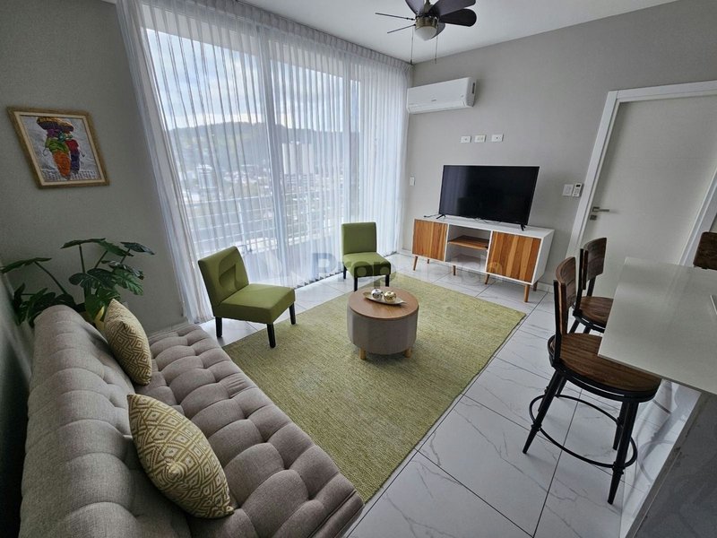 Apartamento en alquiler en Lomas del Guijarro