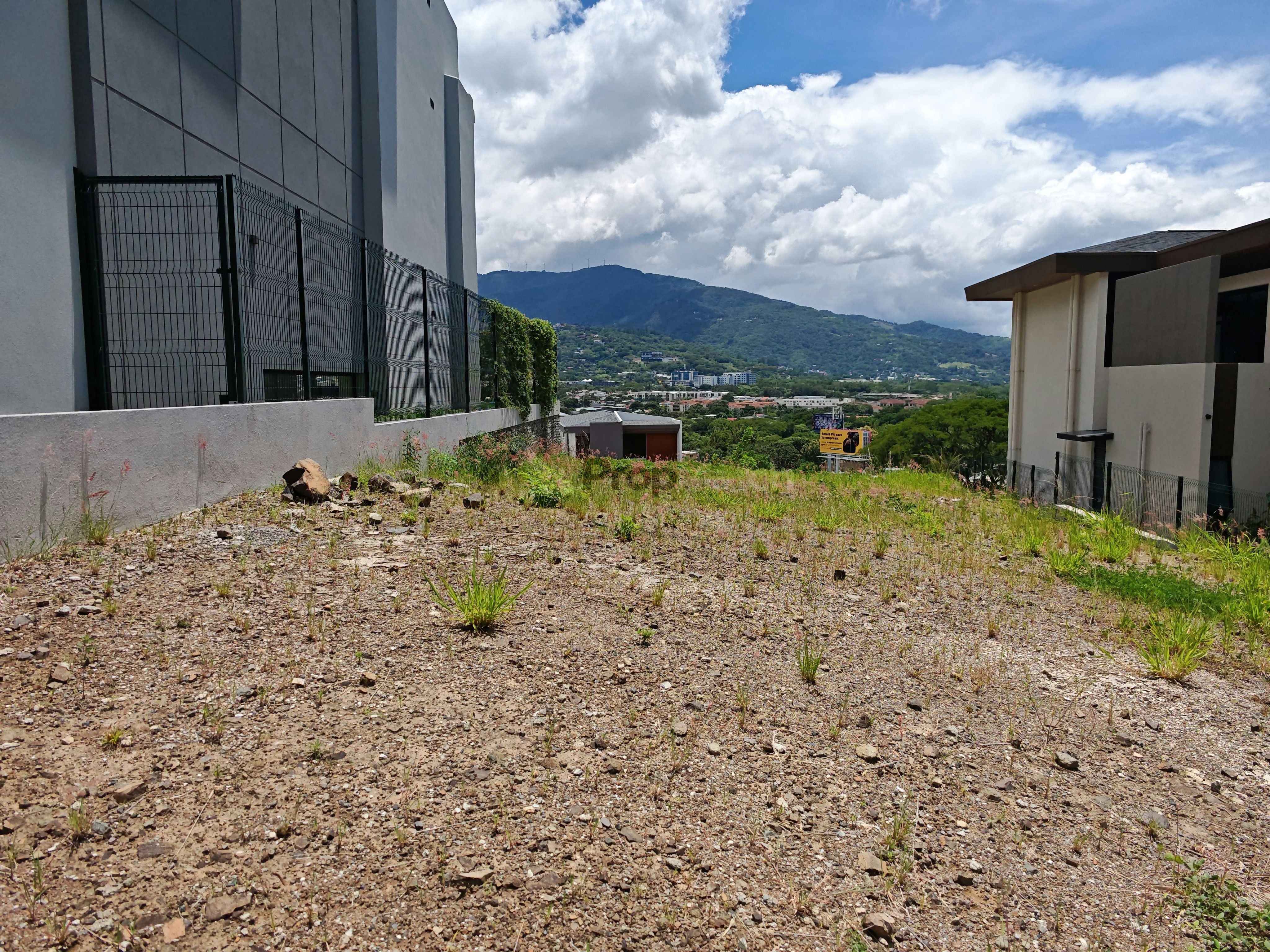 Propiedad en venta en Vista Real, Santa Ana
