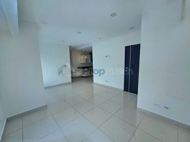 Apartamento en alquiler en Piedades