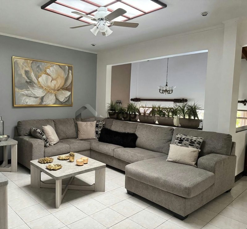 Casa en venta en Santa Ana