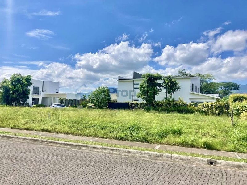 Propiedad en venta en Santa Ana