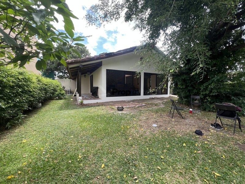 House for rent in Pozos