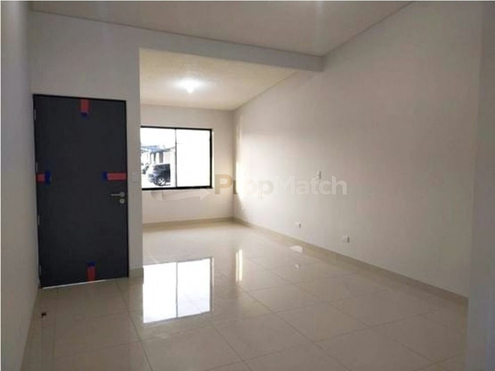 Casa en venta en Robles de Lindora, Santa Ana